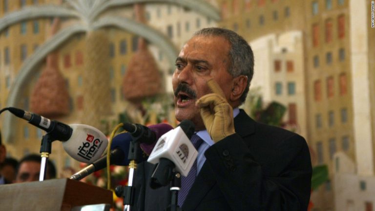 Fostul preşedinte yemenit Ali Abdallah Saleh a fost ucis de rebelii houthi