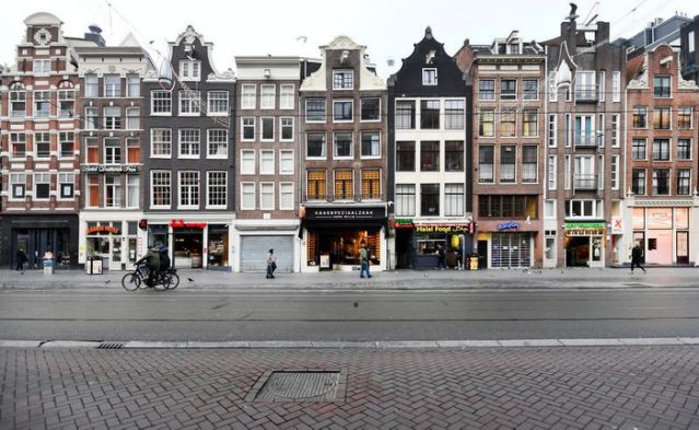 Manifestaţie neautorizată anti-lockdown la Amsterdam