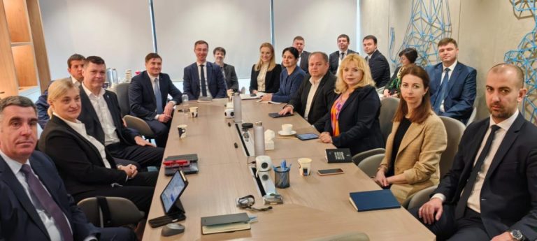 Anca Dragu se află în vizită de lucru la București: promovarea interconectării piețelor de capital din Moldova și România 