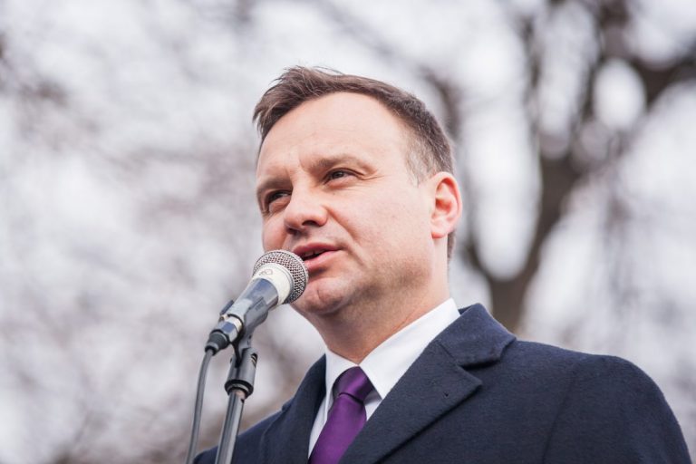 Preşedintele Poloniei cere schimbarea Constituţiei