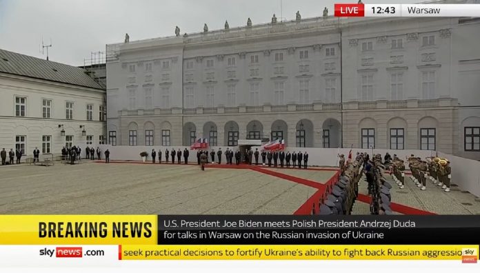Andrzej Duda l-a primit pe Joe Biden la palatul prezidenţial din Varşovia