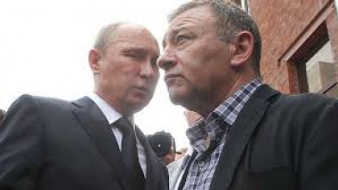Omul de afaceri rus Arkadi Rotenberg îşi asumă palatul prezentat de opoziţie ca proprietatea lui Putin