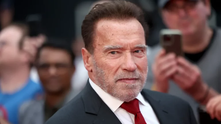 Arnold Schwarzenegger critică guvernele lumii “nu îşi îndeplinesc responsabilităţile” în faţa crizei climatice