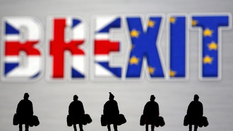 Negocierile între UK şi UE continuă la Bruxelles pe fondul tensiunilor persistente