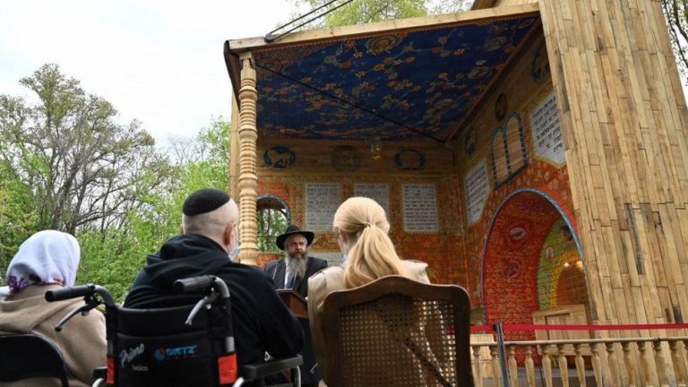 Ucraina a inaugurat o sinagogă simbolică la Babi Iar, locul unde au fost masacraţi 34.000 de evrei