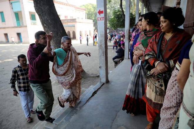 Cel puţin patru persoane au murit în violenţele izbucnite în timpul alegerilor legislative din Bangladesh