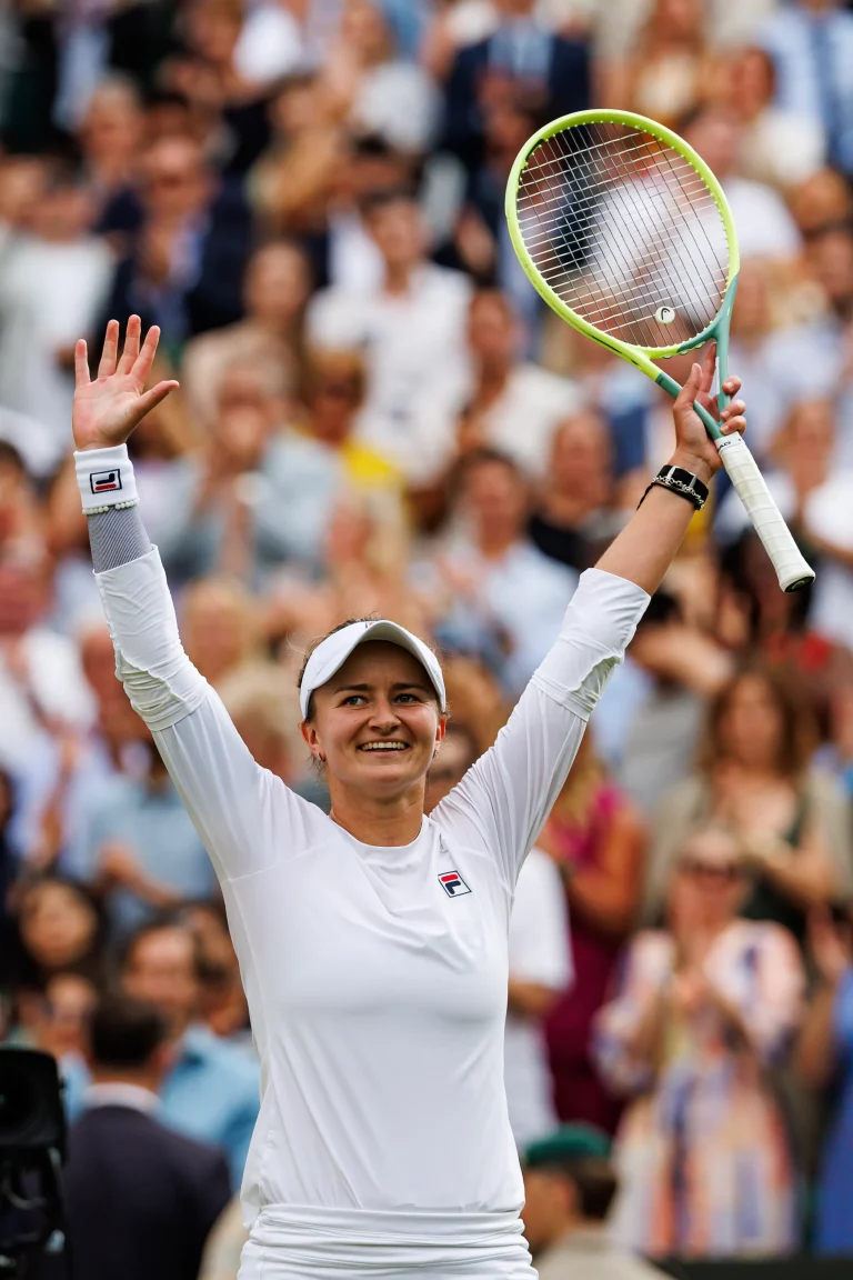 Barbora Krejcikova, campioană în premieră la Wimbledon