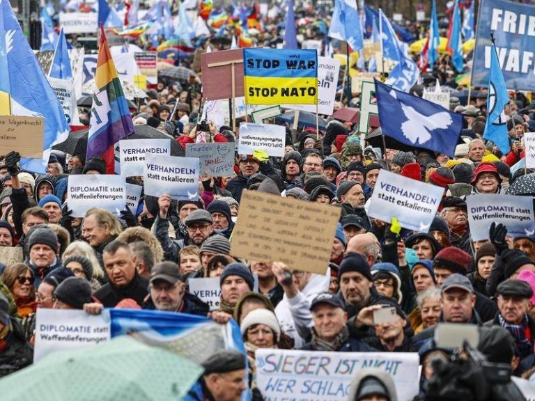 Manifestaţie la Berlin pentru negocieri de pace în Ucraina