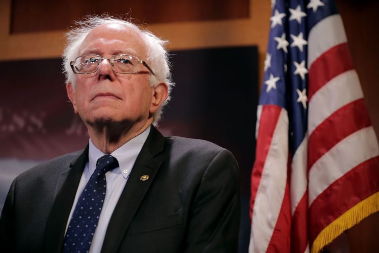Campanie electorală inedită în SUA: Bernie Sanders propune anularea unor datorii pentru servicii medicale de zeci de miliarde de dolari