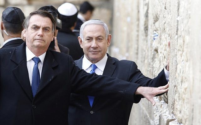 Premieră pentru un şef de stat la Ierusalim: Bolsonaro vizitează Zidul Plângerii împreună cu Netanyahu