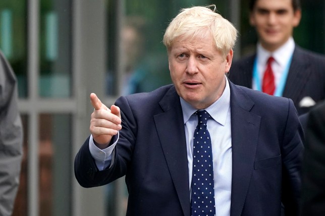Boris Johnson îi îndeamnă pe criticii Huawei să propună alternative