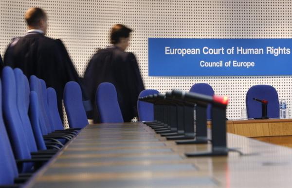 CEDO condamnă Polonia pentru demiterea a doi judecători