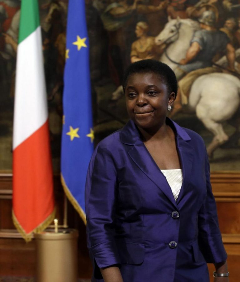Primul ministru de culoare din istoria Italiei,Cecile Kyenge, divorţează de soţul său, care candidază din partea Ligii