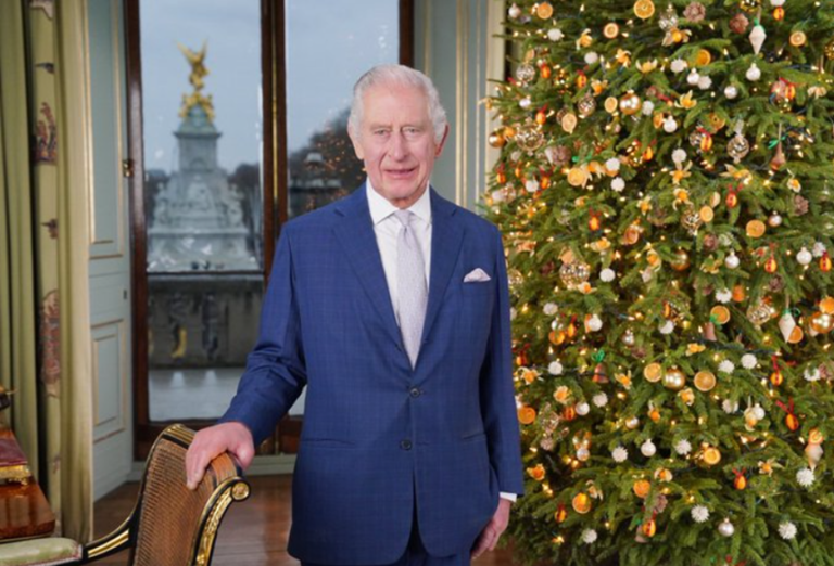 Mesajul de Crăciun al regelui Charles al III-lea: Mă rog să putem face tot ceea ce ne stă în putere pentru a ne apăra unii pe ceilalţi