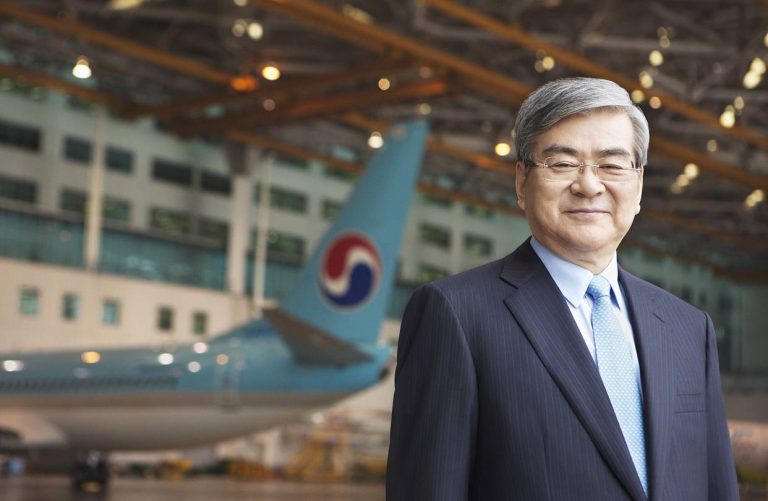 Decesul controversatului patron al Korean Air, aflat în proces pentru corupţie
