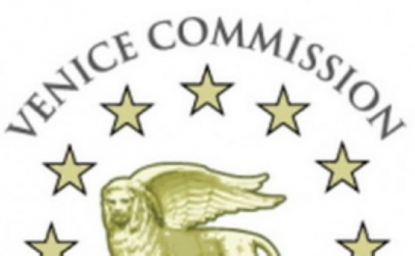 Comisia de la Veneția reacţionează la propunerea autorităților de a introduce votul prin corespondență