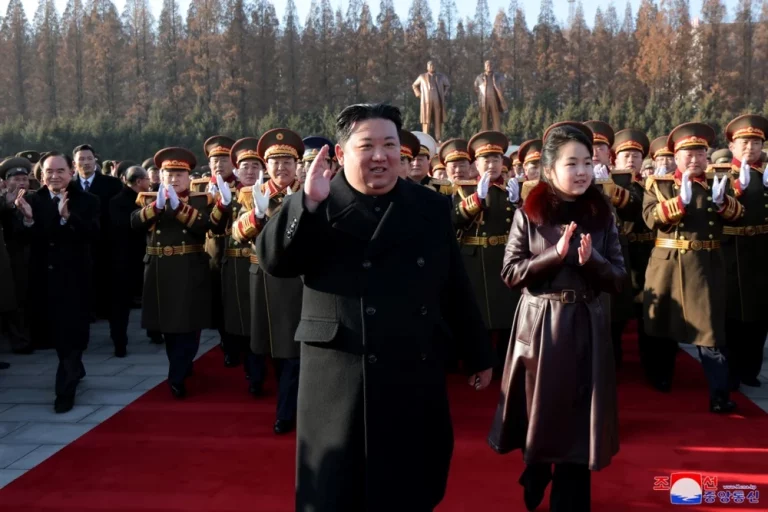 Coreea de Sud estimează că liderul nord-coreean Kim Jong-un și-a ales deja succesorul. Cine este „copilul iubit”?