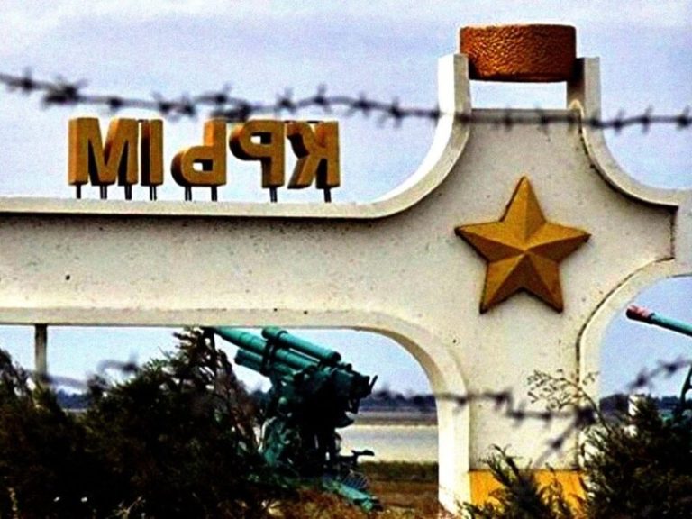 În Crimeea ocupată, o rachetă a lovit un post de comandă cu ofițeri ruși de rang înalt – mass-media