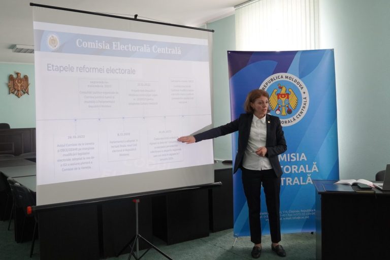 Campania ‘Cunoaște dreptul tău electoral’ a ajuns în raionul Taraclia și în municipiul Comrat