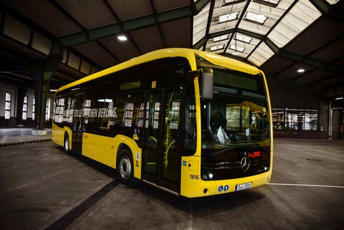 Daimler vrea să vândă doar autobuze urbane electrice în Europa până în 2030