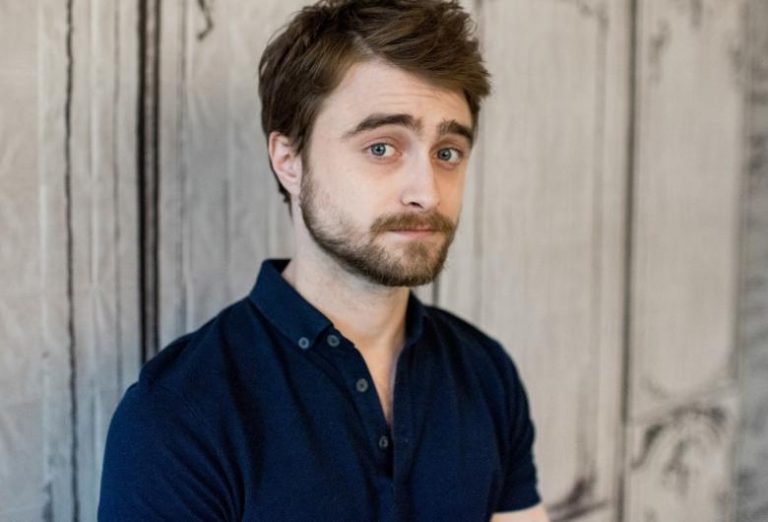 Actorul britanic Daniel Radcliffe strânge fonduri pentru copii bolnavi aflaţi în stadii terminale