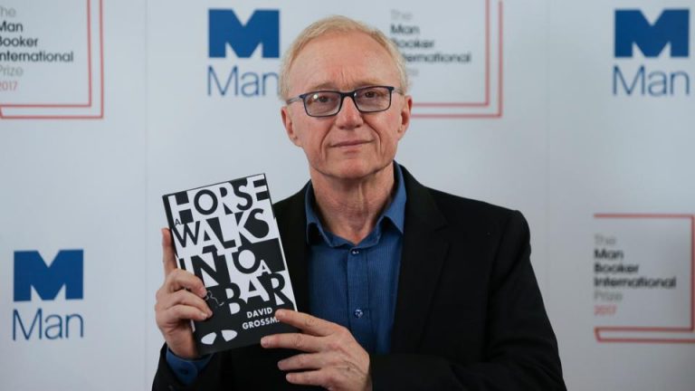 Premiul naţional al Israelului pentru literatură va reveni scriitorului David Grossman