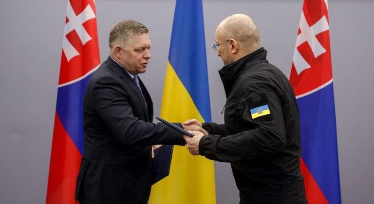 În pline tensiuni, premierul ucrainean s-a întâlnit cu omologul pro-rus slovac