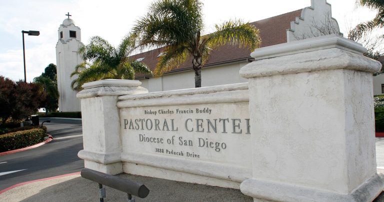 Dioceza din San Diego şi-a declarat falimentul după 457 de reclamaţii pentru abuzuri sexuale