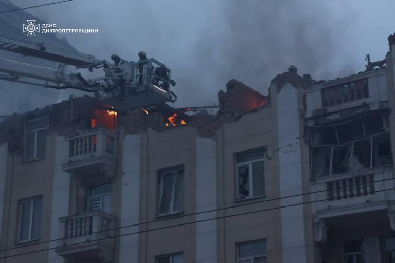 VIDEO: Morți și răniți la Dnipro într-un nou atac cu rachete rusești