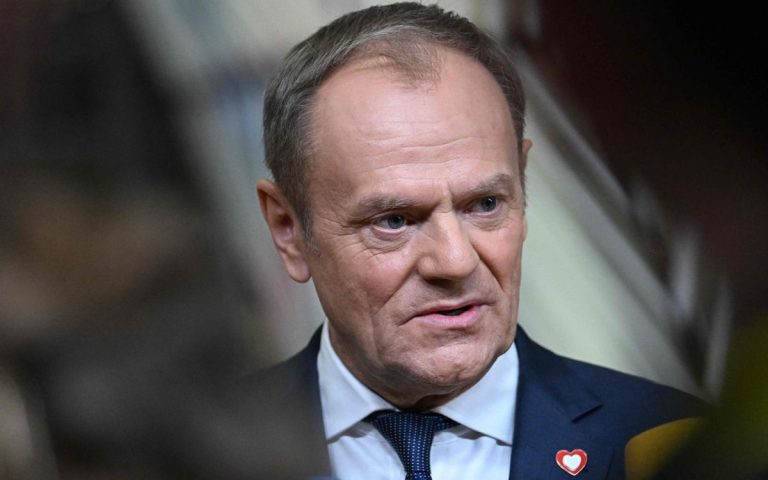 Tusk: Polonia nu va aplica mecanismul de relocare prevăzut în pactul UE privind migraţia