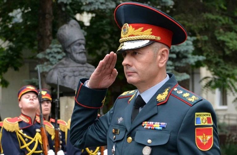 Comandantul Armatei Naţionale i-a mulţumit UE pentru asistenţa acordată la modernizarea forţelor armate
