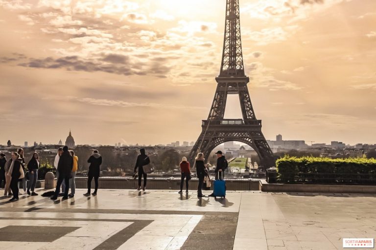Turnul Eiffel va fi închis din cauza epidemiei de coronavirus