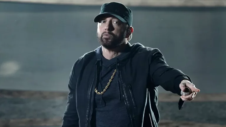 Eminem a lansat noul single ‘Houdini’ care face referire la Megan Thee Stallion, Steve Miller Band