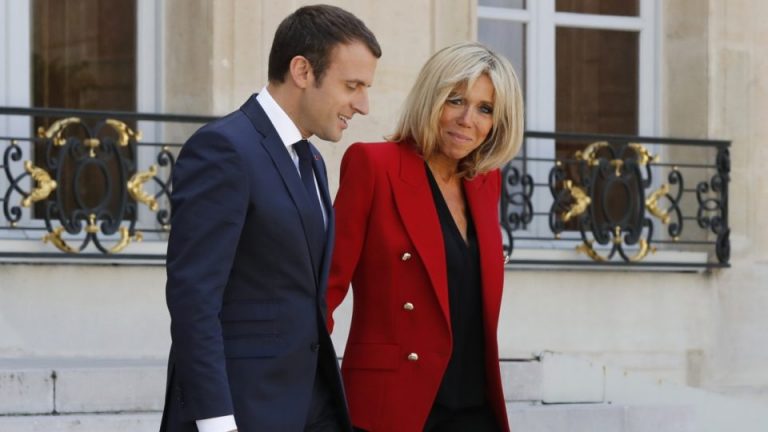 Studioul de film Gaumont pregăteşte o serie dedicată Primei Doamne a Franţei, Brigitte Macron