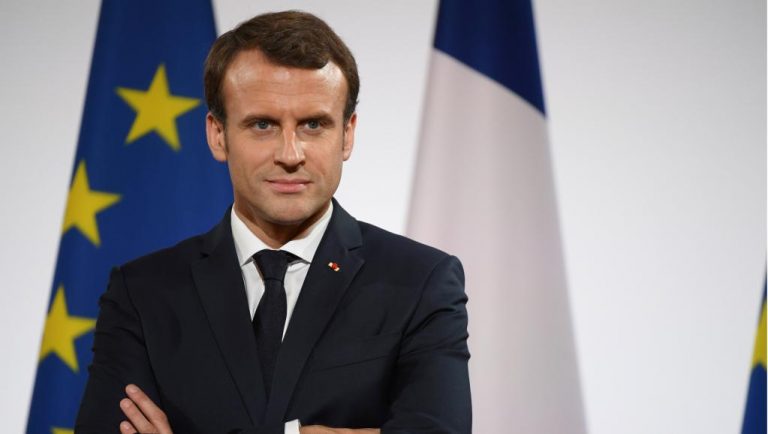 Macron creditat cu o victorie detaşată în alegerile prezidenţiale din Franța