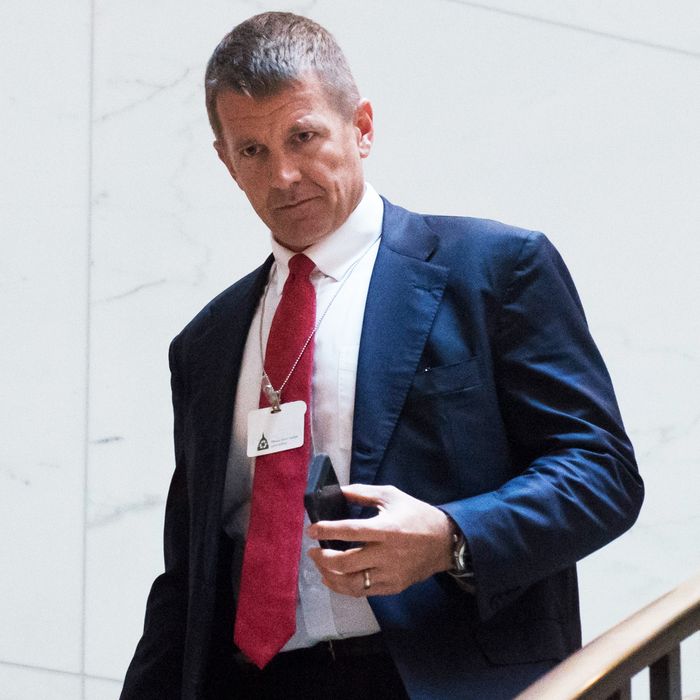 Erik Prince, fondator al companiei Blackwater şi aliat al lui Trump, a încălcat embargoul ONU asupra armelor asupra Libiei