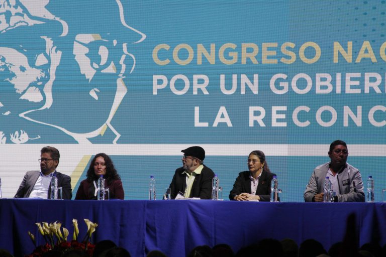 Columbia : Partidul provenit din fosta gherilă FARC şi-a suspendat campania electorală