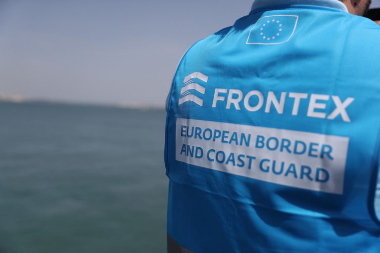 Human Rights Watch acuză Frontex de facilitarea respingerii migranţilor