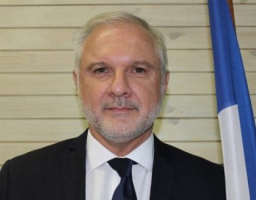 Rechemat pentru sexism, ambasadorul Franţei în Coasta de Fildeş denunţă ‘mărturii false şi comploturi’