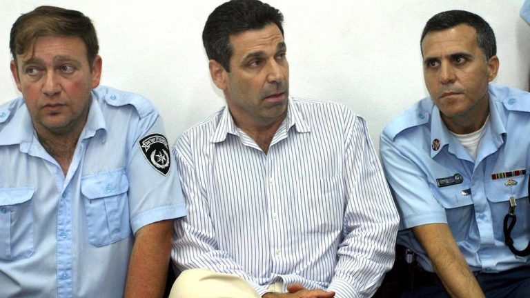 Un fost ministru israelian, arestat pentru spionaj în favoarea Iranului (Shin Bet)