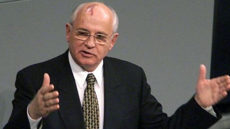 Gorbaciov salută rolul pe care George H.W.Bush în relația dintre SUA şi URSS