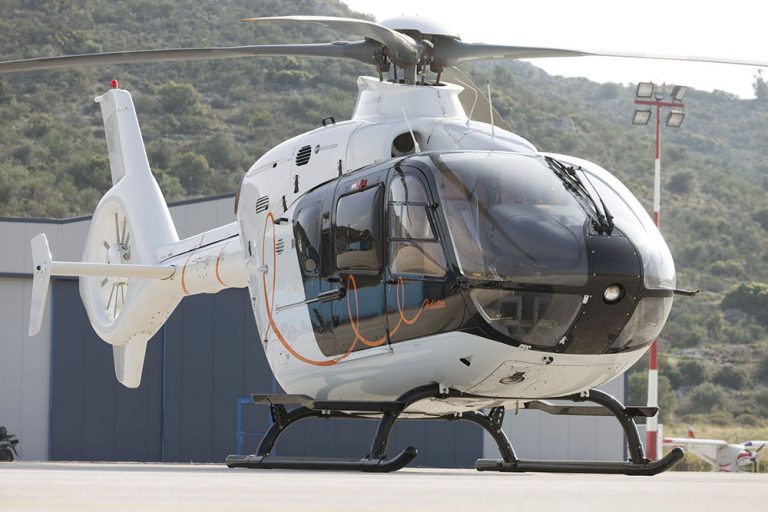 Airbus și unicul operator de servicii medicale aeropurtate din Olanda au semnat un contract pentru achiziţionarea a şase elicoptere H135
