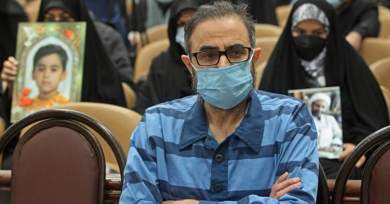 Autorităţile de la Teheran l-au executat pe iraniano-suedezul Habib Chaab, condamnat la moarte pentru terorism