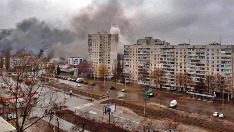 Rusia bombardează din nou Zaporojie şi Harkovul
