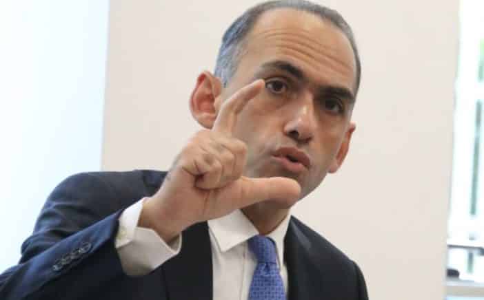 Ministrul de finanţe al Ciprului recunoaște că ‘s-au făcut greşeli’ în cadrul programului de acordare a cetăţeniei în schimbul investiţiilor