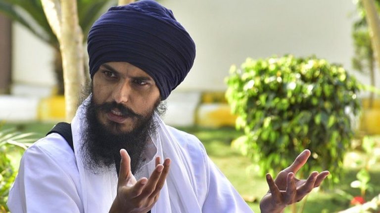 Un predicator separatist sikh, arestat în India după o lună de căutări