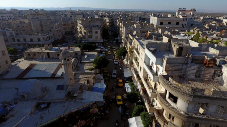 Retragerea armelor grele de către insurgenţi din provincia siriană Idlib s-a încheiat