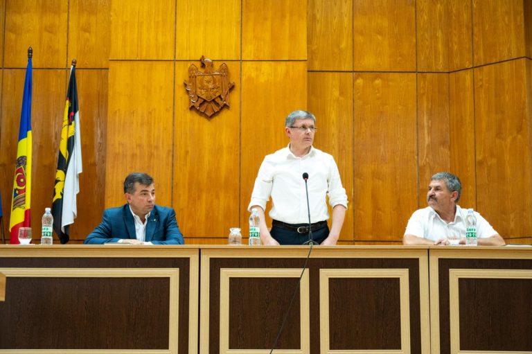 Președintele Parlamentului, Igor Grosu, în vizită de lucru în raionul Leova