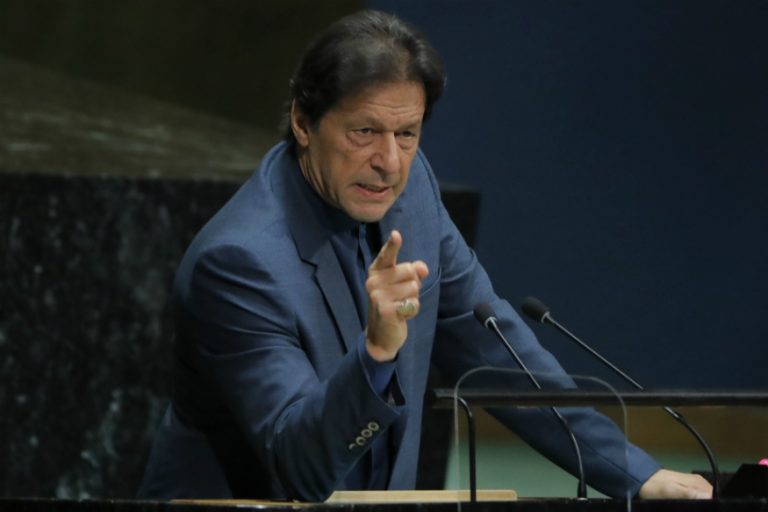 Imran Khan: Talibanii nu vor negocia cu guvernul afgan atât timp cât Ashraf Ghani rămâne preşedinte