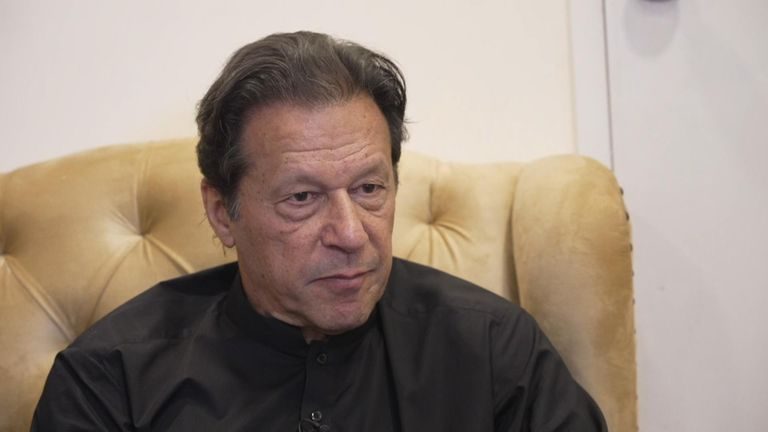 Poliţia pakistaneză a deschis o anchetă penală cu privire la tentativa de asasinare a fostului premier Imran Khan
